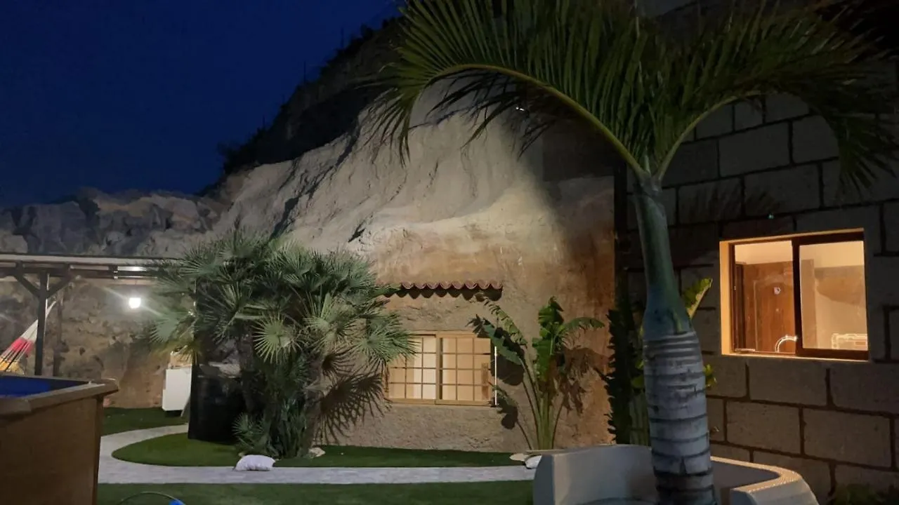 Willa Arico Cave Experience Full Complex